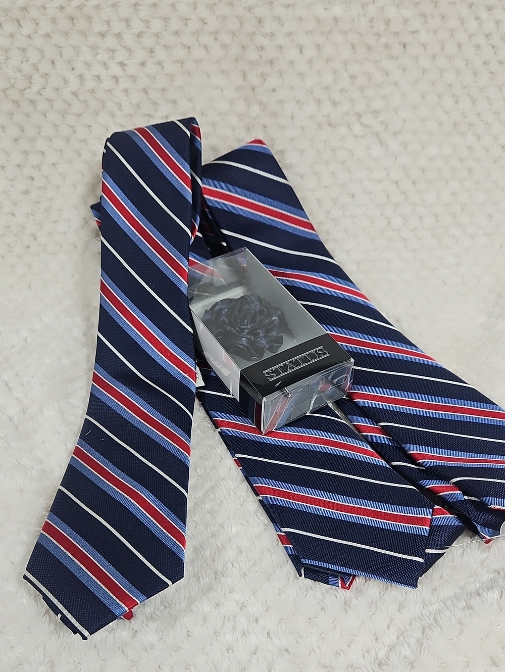 Bundle of 3 matching ties & 1 boutonniere lapel pin - all brand new, unused